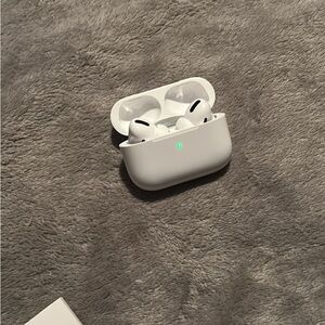 Apple AirPods Pro with MagSafe Charging Case